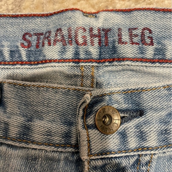 J Crew Light Wash Jeans 36x32 Straight Leg Made in Canada 🇨🇦 - Picture 5 of 10